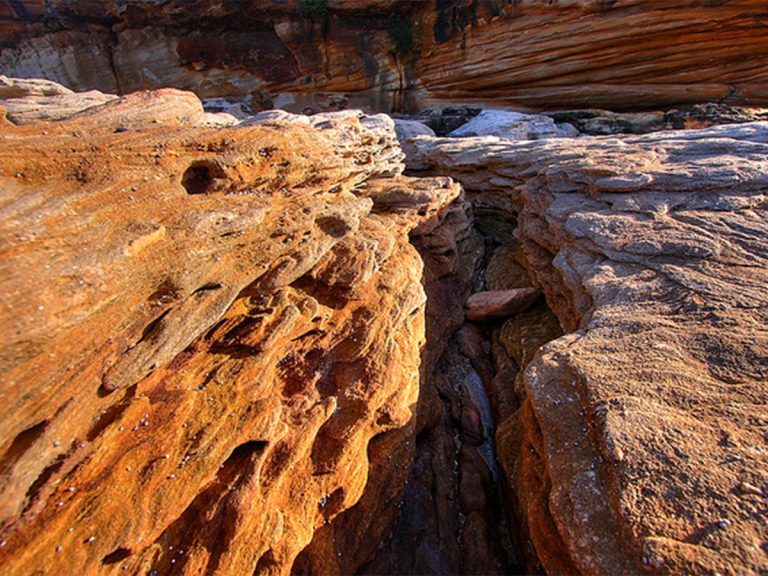 Crevasse or Crevice? Can you Guess the difference? The Mountains